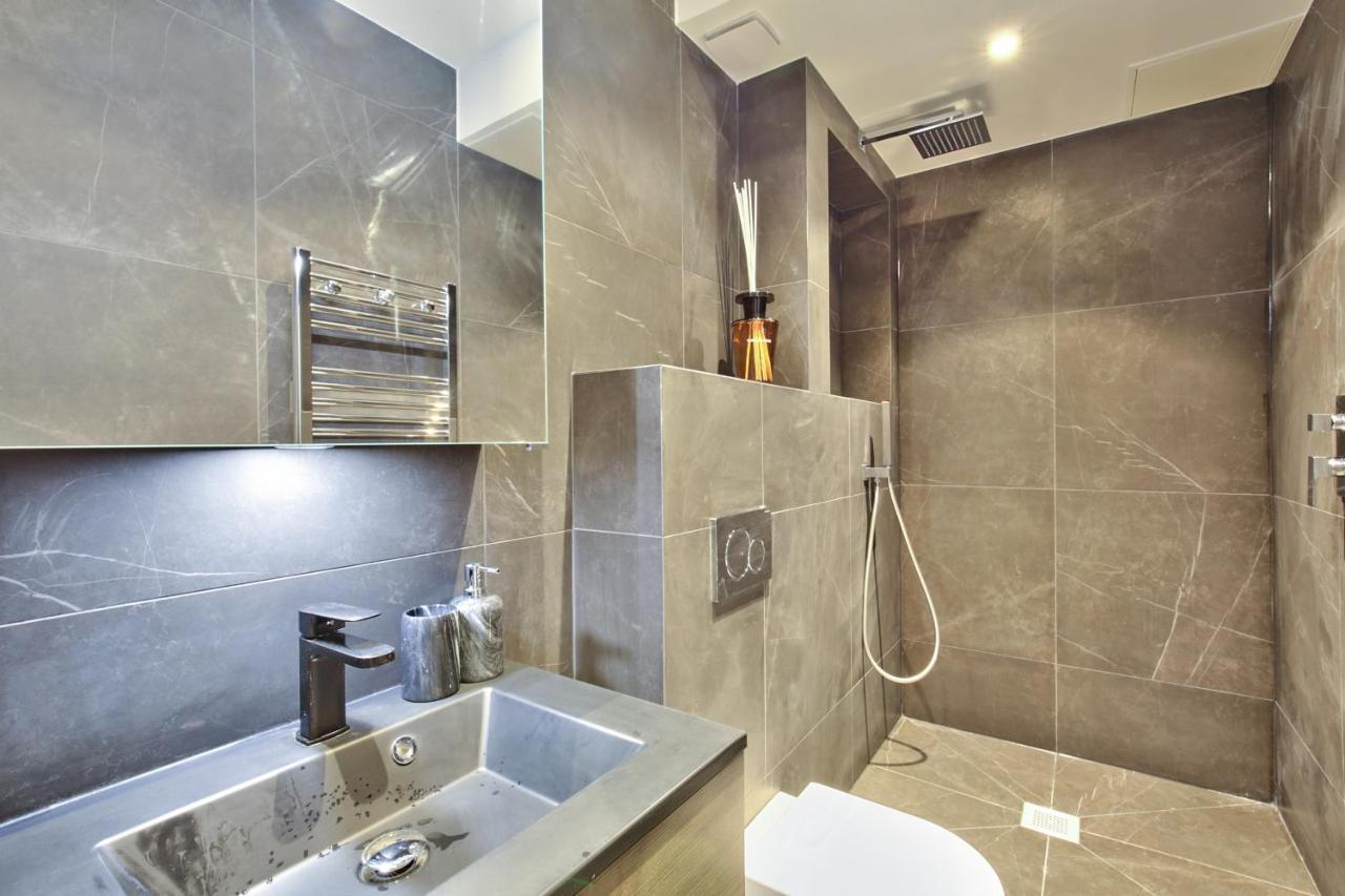 شقة 70 - Authentic Parisian Flat المظهر الخارجي الصورة